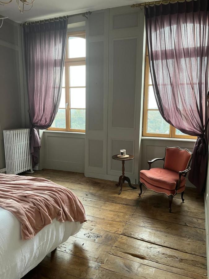 Fougères Mercier De Montigny - Les Chambres Du Beffroi - Spa Et Massage מראה חיצוני תמונה