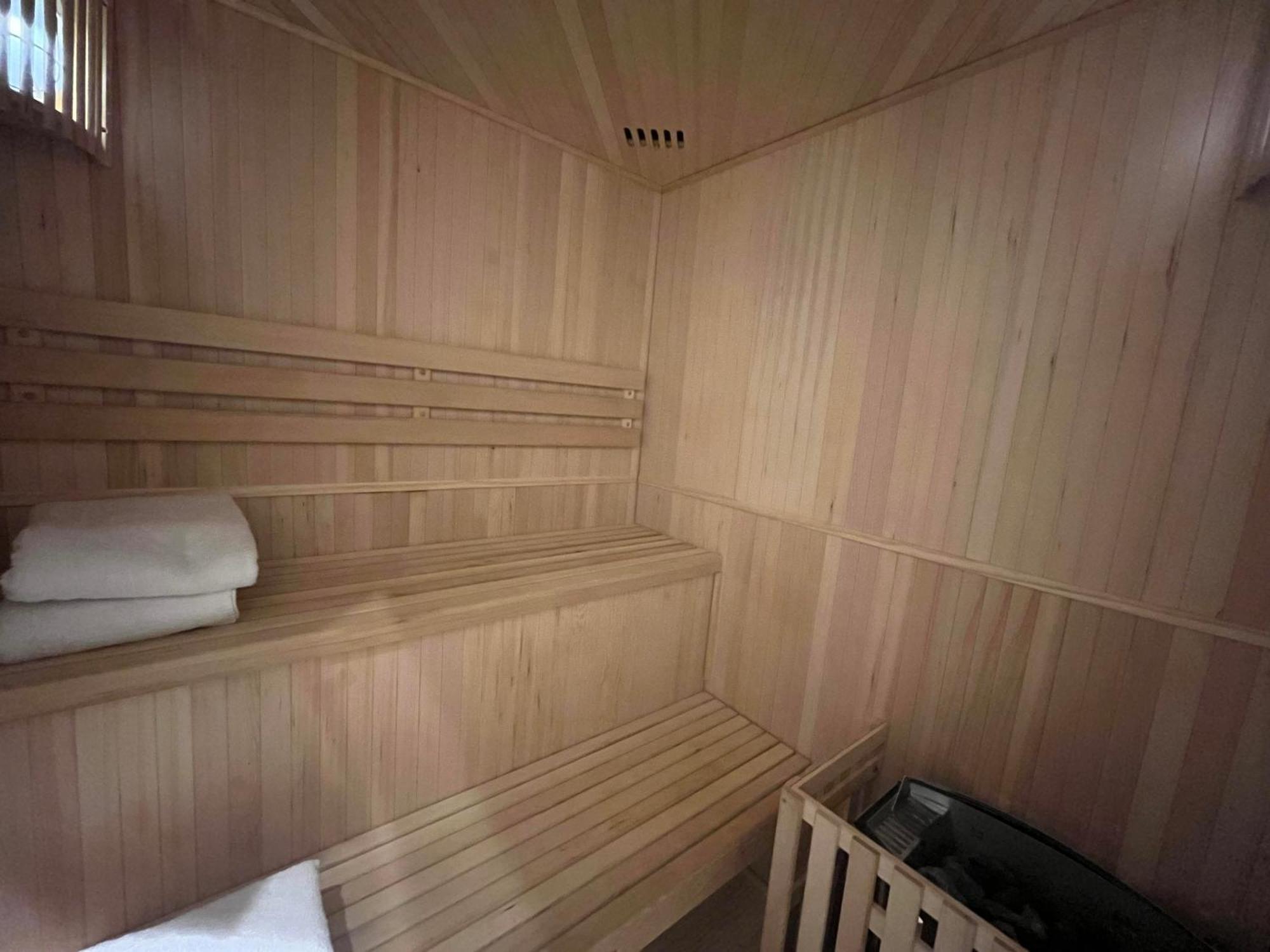 Fougères Mercier De Montigny - Les Chambres Du Beffroi - Spa Et Massage מראה חיצוני תמונה
